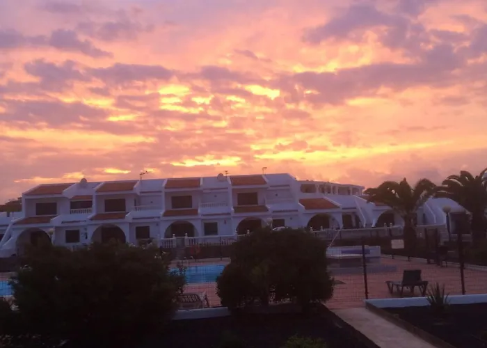 Costa Antigua II